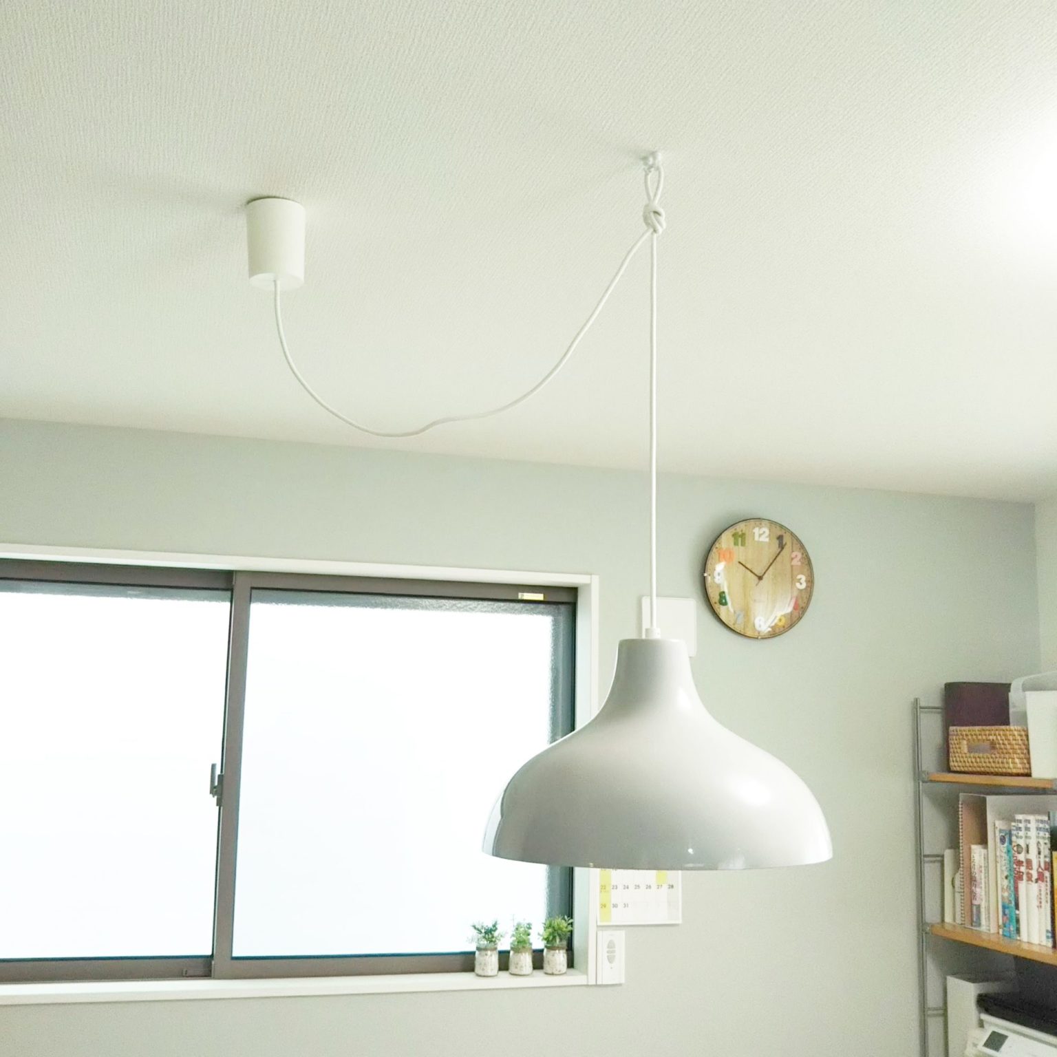 天井の「照明位置」を変更！梁がなくても簡単にできた | 片付けブログ「まいCleanLife」暮らしのいろいろ